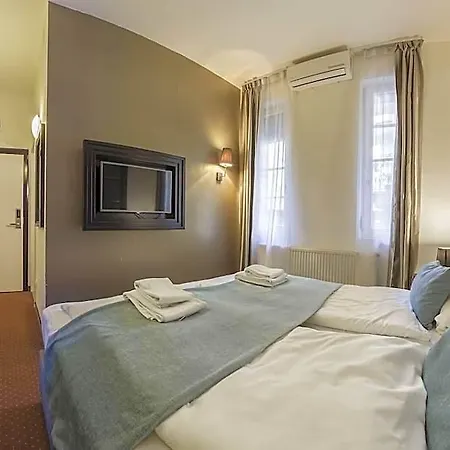 Bastion Otel 4*