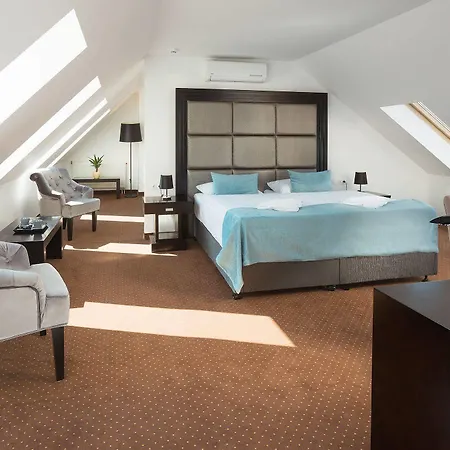Hotel Bastion 4*