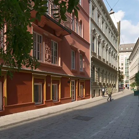 Hotel Bastion 4*