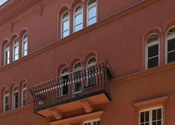 Bastion Ξενοδοχείο 4*