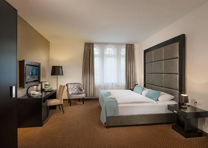 Bastion 4* בודפשט